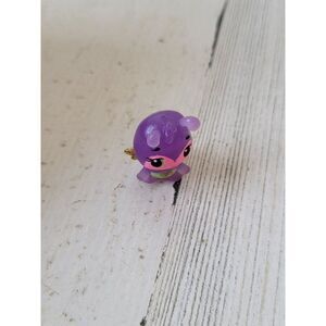 Mini purple caterpillar wing SML pet bug doll accessory toy figure